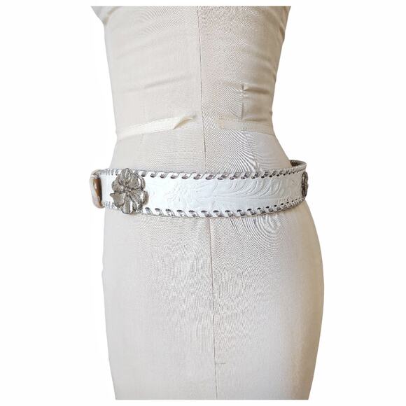 Western Tooled Leather Belt Size L Metallic Silver Braid with Flower Hardware main image 12